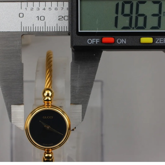 GUCCI Gold Luxury Bangle Bracelet Watch Vintage RARE - Picture 5 of 9